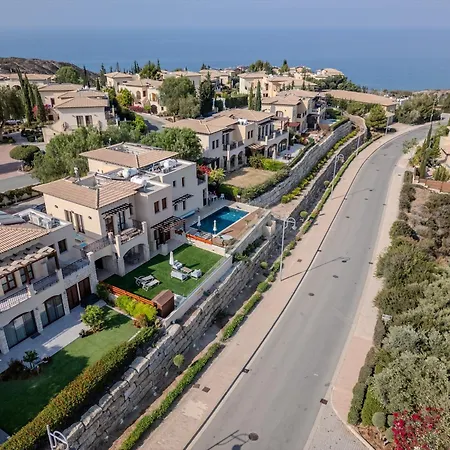 Gartenwohnung Mit Meerblick - Aphrodite Hills Erleben