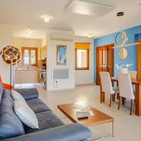 Gartenwohnung Mit Meerblick - Aphrodite Hills Erleben * 코우클리아