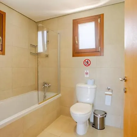 Apartmán Gartenwohnung Mit Meerblick - Aphrodite Hills Erleben