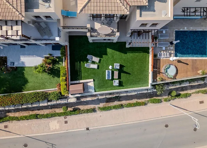 Gartenwohnung Mit Meerblick - Aphrodite Hills Erleben *