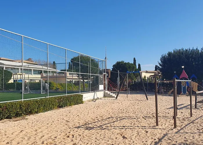 Gartenwohnung Mit Meerblick - Aphrodite Hills Erleben *