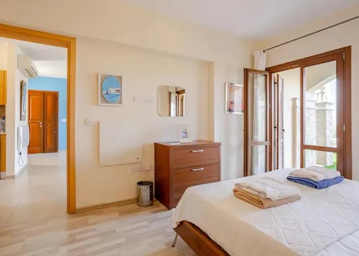 Gartenwohnung Mit Meerblick - Aphrodite Hills Erleben